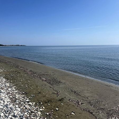 The Mediterranean Sea At Your Doorstep!! Meneou Exteriör bild